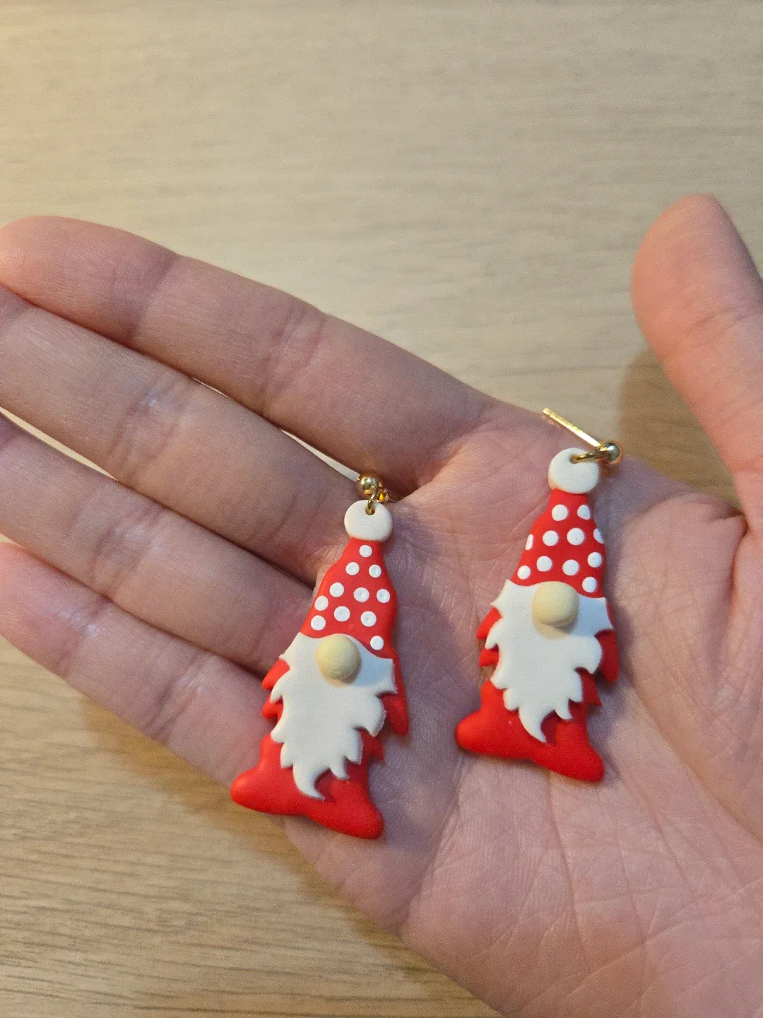 Handmade Santa Earrings, Christmas Clay earrings, Clearance image indicator(2)