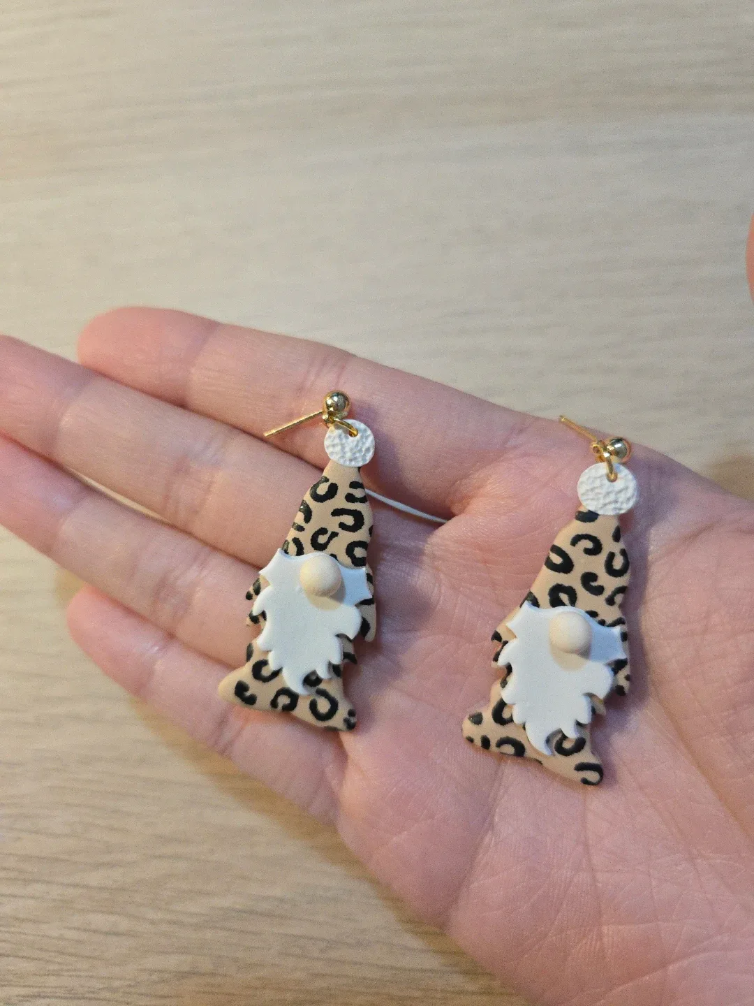 Handmade Santa Earrings, Christmas Clay earrings, Clearance image indicator(4)