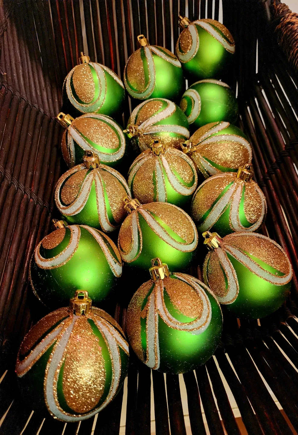 Green & Gold Christmas Ornaments thumbnail
