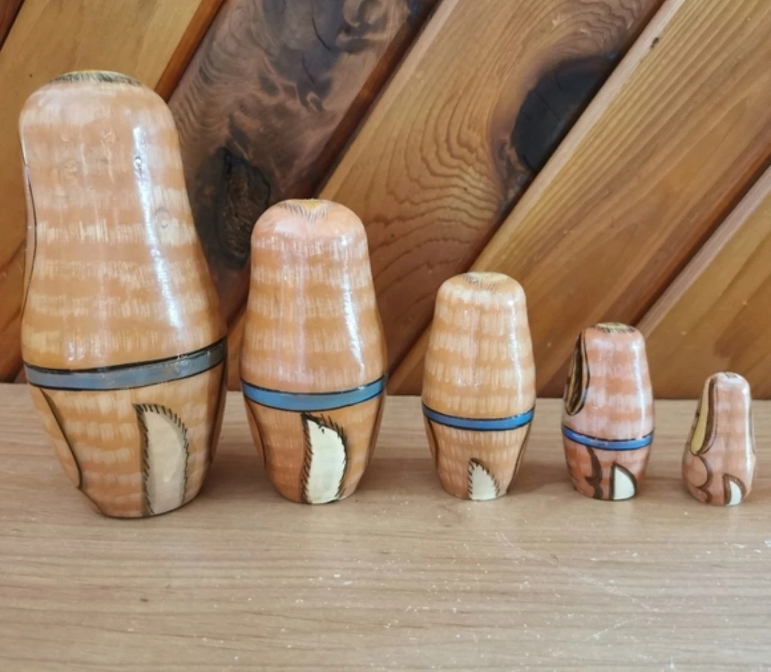 Vintage Set of 5 Bunny Wooden Nesting Dolls - photo 2