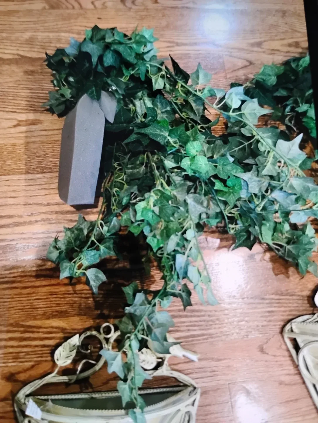 Vintage Metal Wall Planters with Faux Ivy image indicator(3)