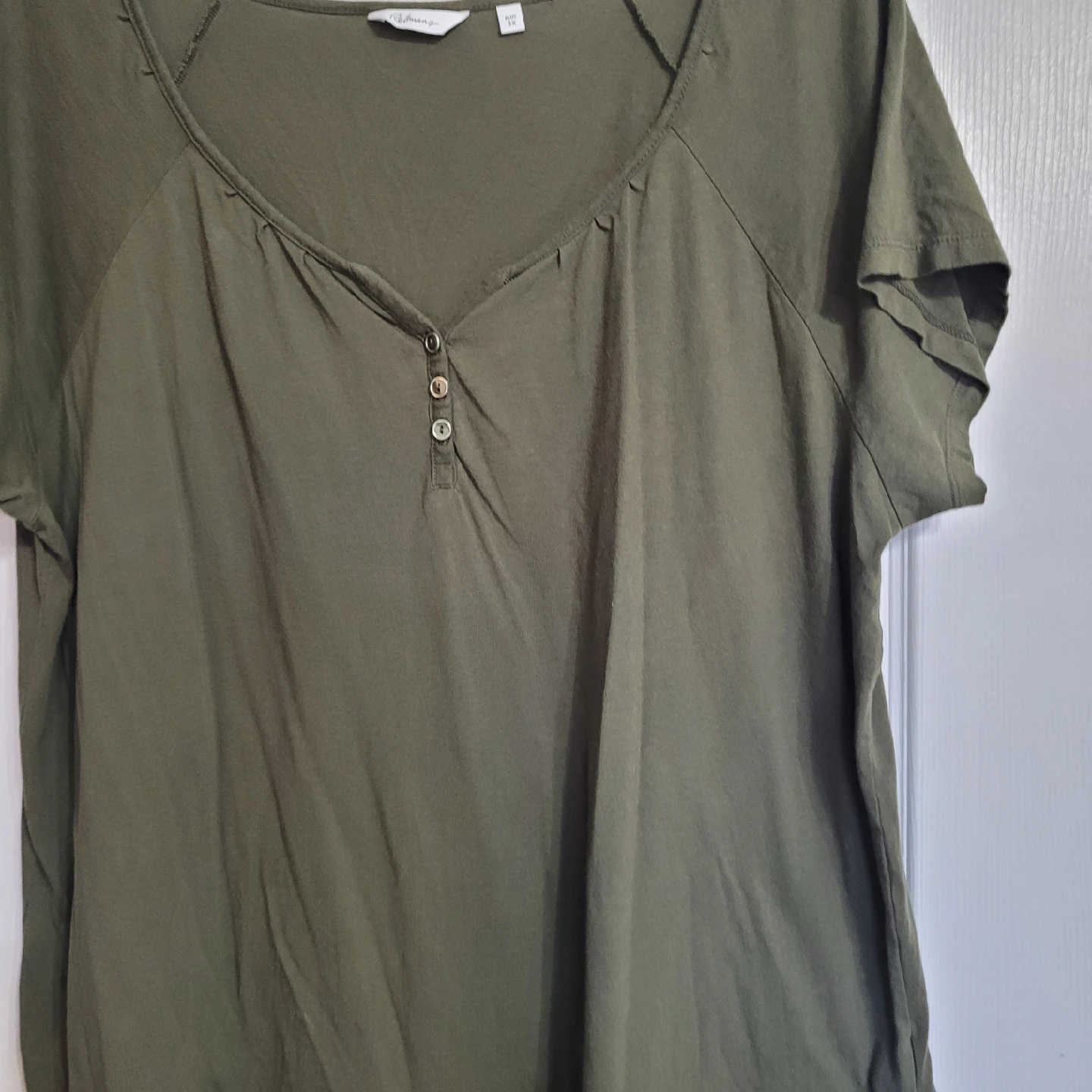 Ladies Size 3X Light Top - photo 3