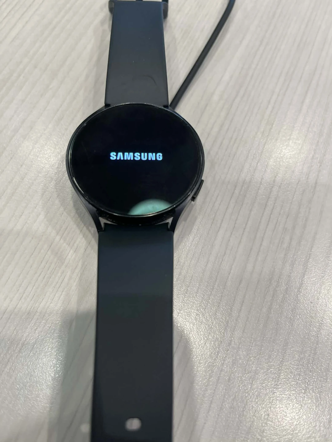Samsung Galaxy Watch 4 - Black - photo 3