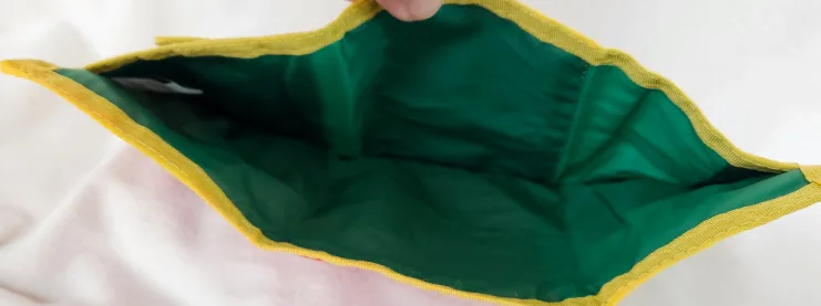 Vintage United Colors Of Benetton Block Wallet  Italy Mint image indicator(9)