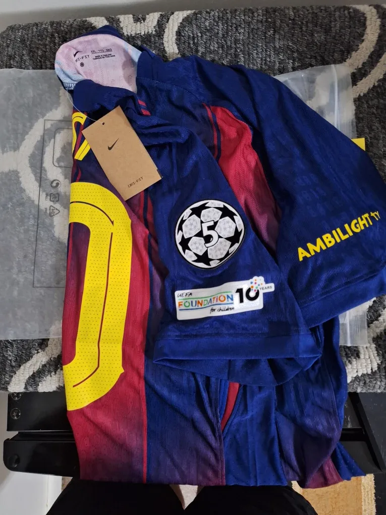 Nike FC Barcelona Messi 2022/23 Jersey - Size XXL image indicator(4)