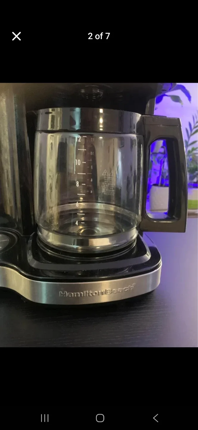 Hamilton Beach Coffee Maker - 12 cup and Single Brew image indicator(2)