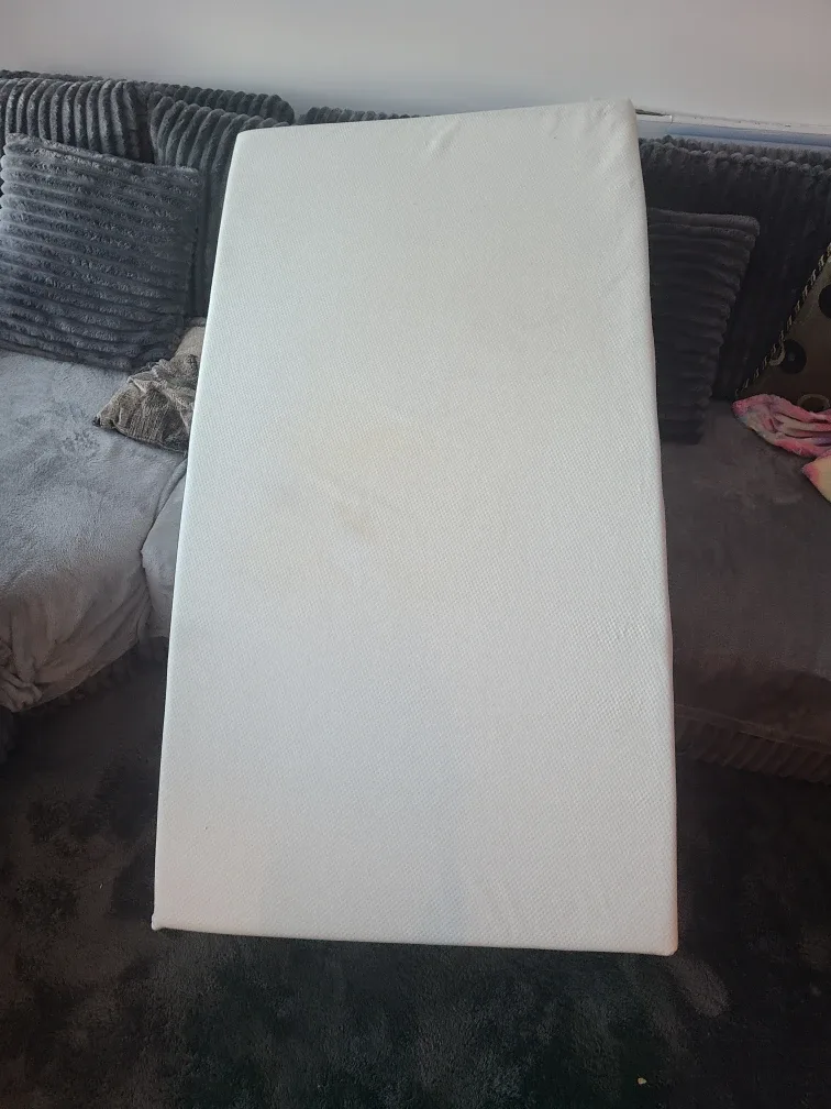 Baby toddler crib matrass