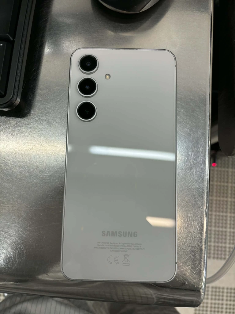 Samsung Galaxy S24 FE 256GB unlocked