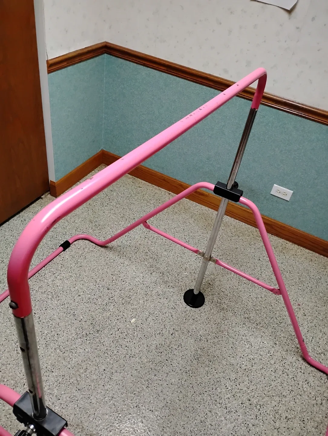 Pink Gymnastics Bar image indicator(4)