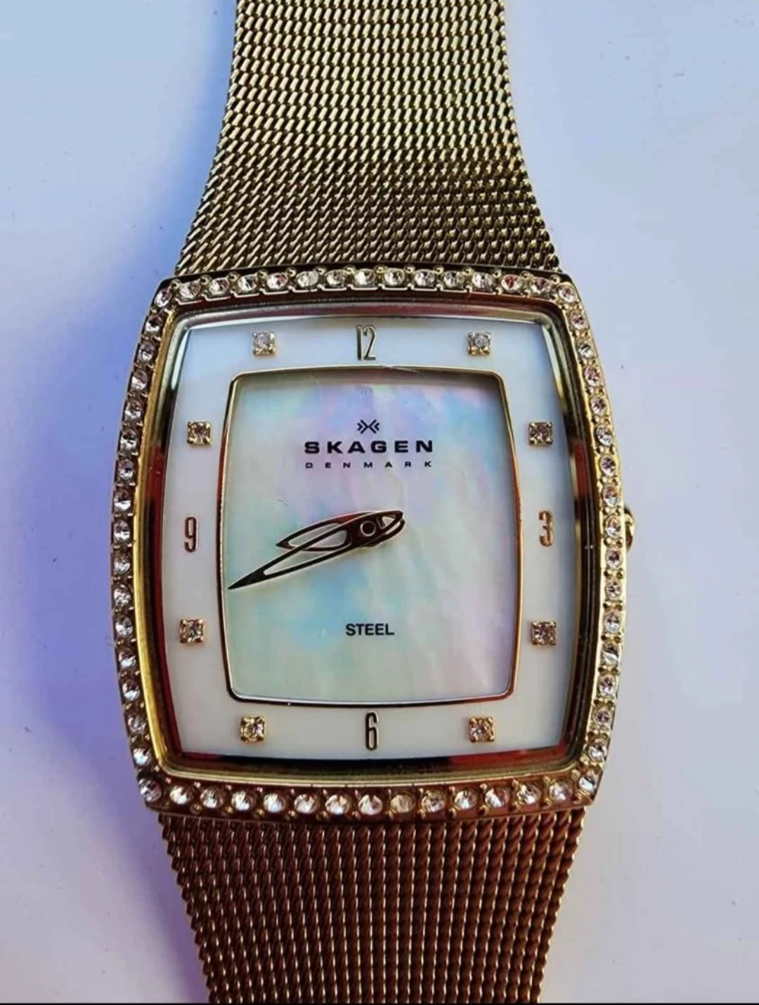 WATCH