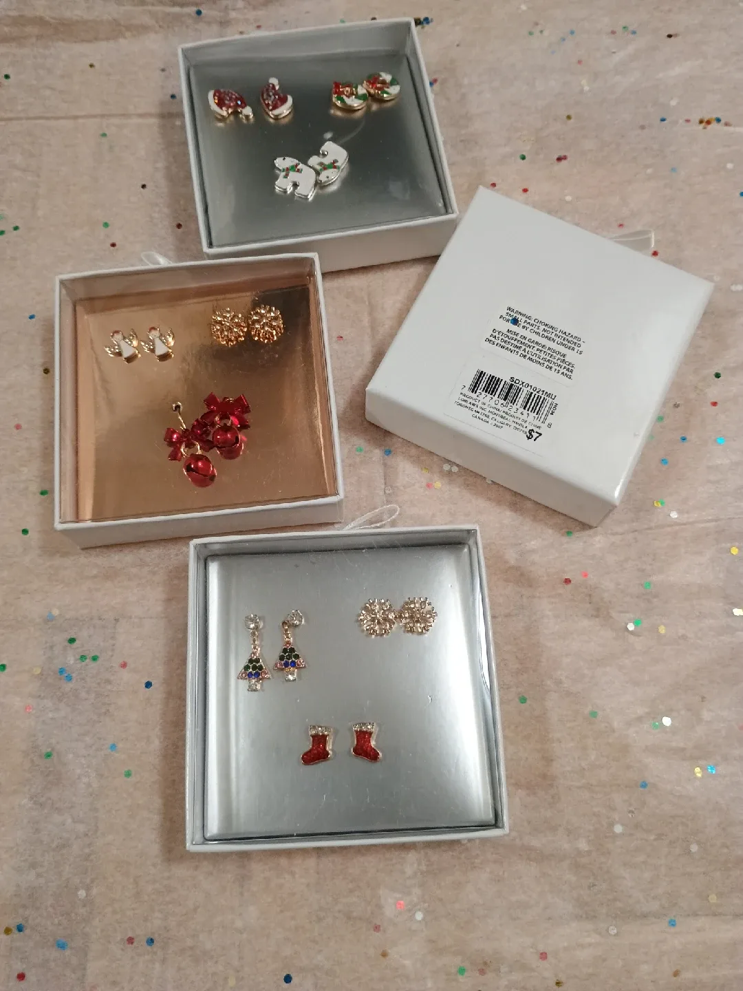 Christmas Earrings Set - New in Box Gift Sets image indicator(2)