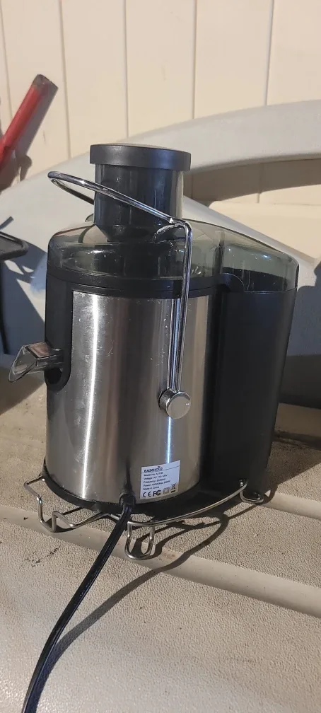 Easehold Juicer