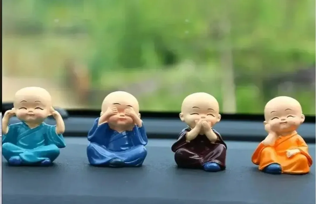 New Buddha Monk Statues / Christmas Gift image indicator(3)