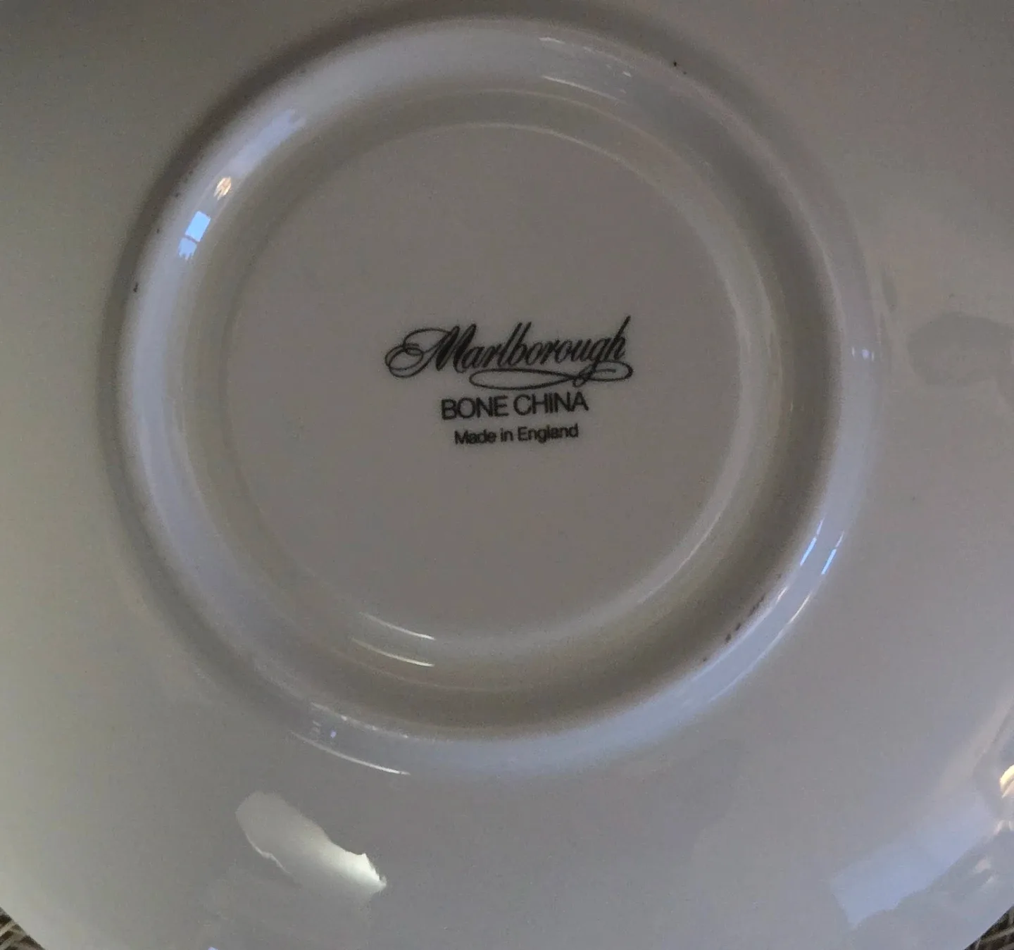 Marlborough Bone China Teacup and Saucer Set image indicator(8)