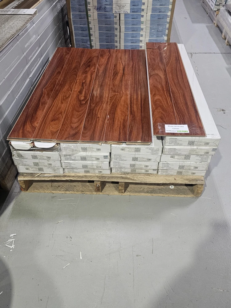 Shaw Laminate Flooring - 236 sqft - photo 2