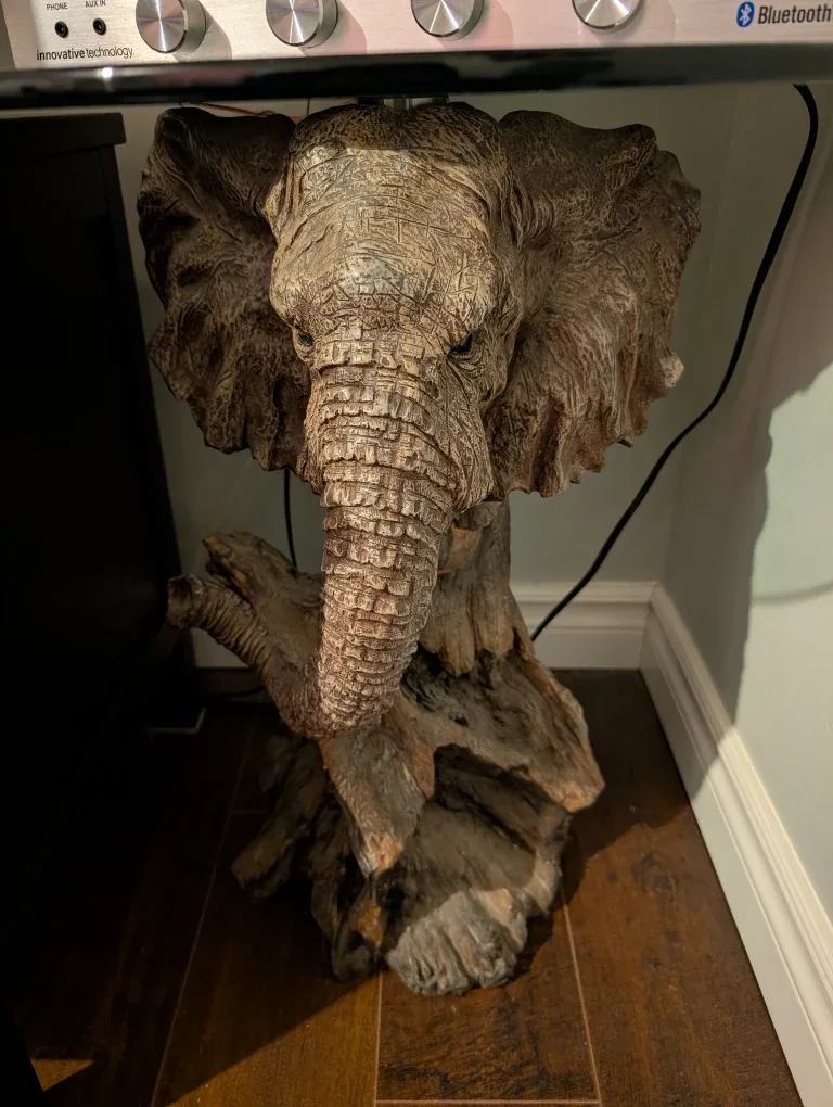 Elephant Accent Table image indicator(2)