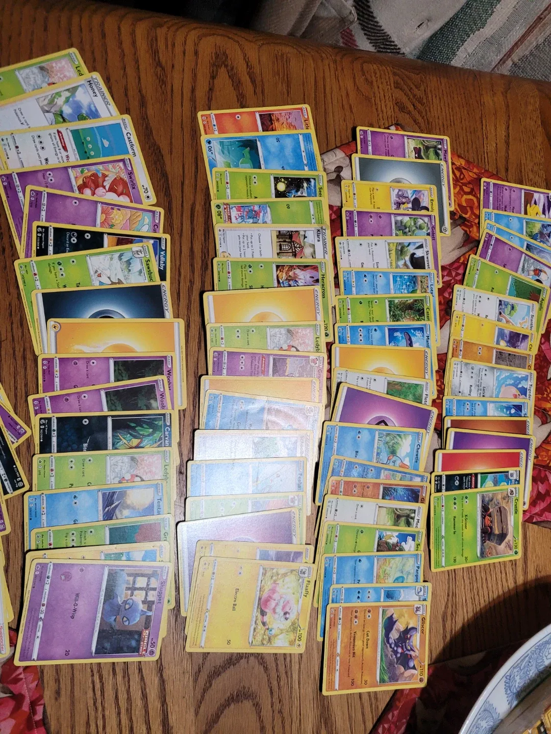 Pokémon Trading Cards - Mixed Lot image indicator(2)