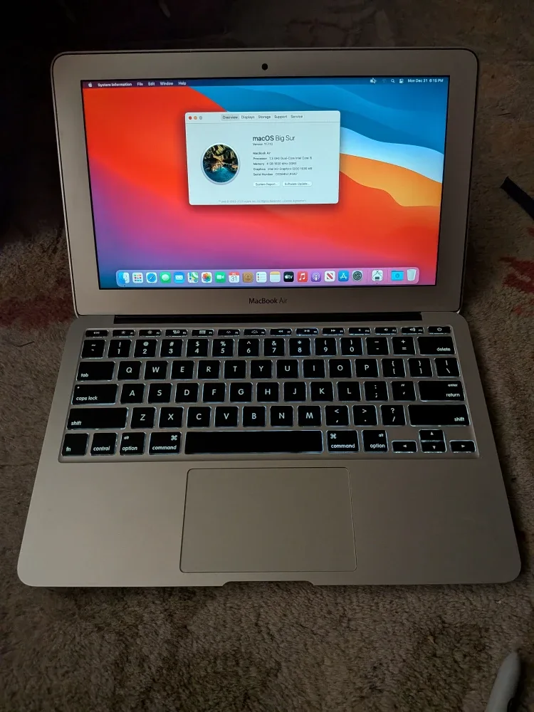 11 inch MacBook Air (2013, 128GB) image indicator(2)