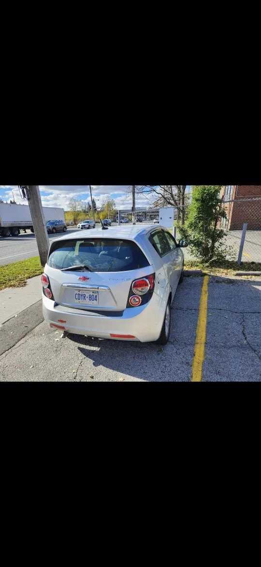 2013 chevrolet sonic LT image indicator(2)