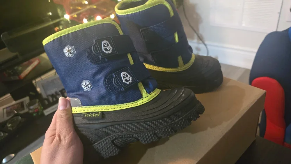 Icicles Frosty Kids Winter Boots - Size 8 image indicator(2)