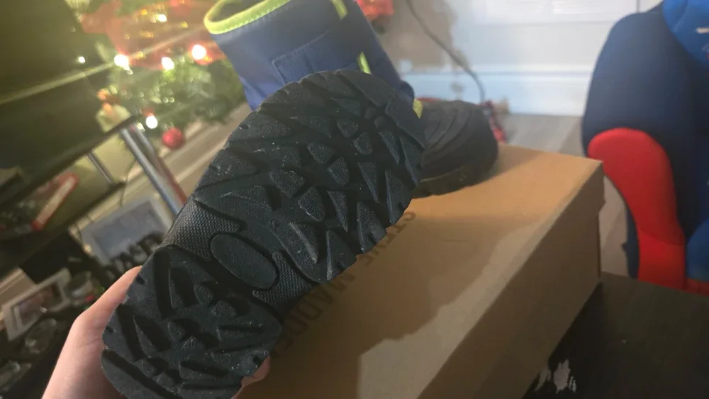 Icicles Frosty Kids Winter Boots - Size 8 image indicator(3)