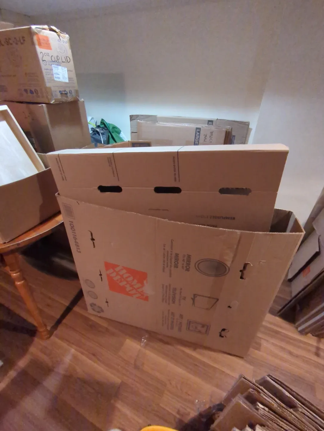 Used Moving Boxes in Good Shape image indicator(4)
