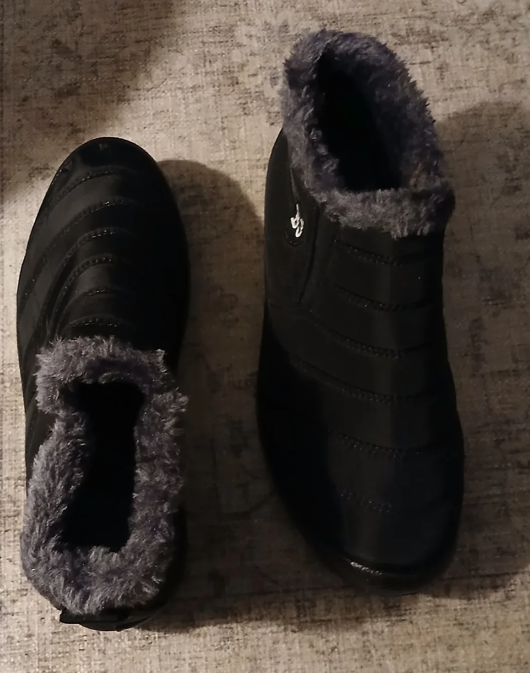 Black Winter boots with Fur Lining