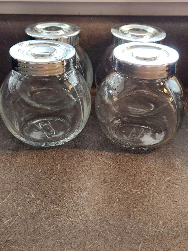 4 Glass Jars with Silver Lids image indicator(3)