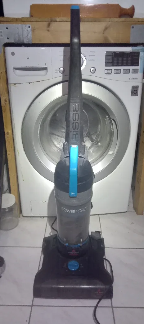 Bissell PowerForce Vacuum image indicator(3)