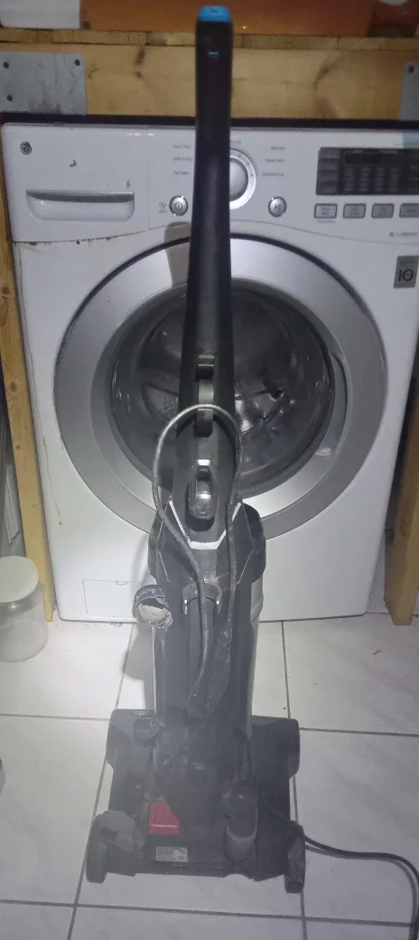 Bissell PowerForce Vacuum image indicator(4)