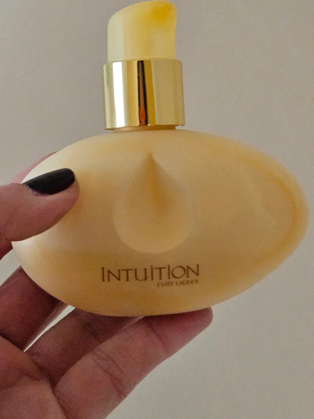 Estee Lauder Intuition Eau de Parfum 3.4 fl oz image indicator(6)