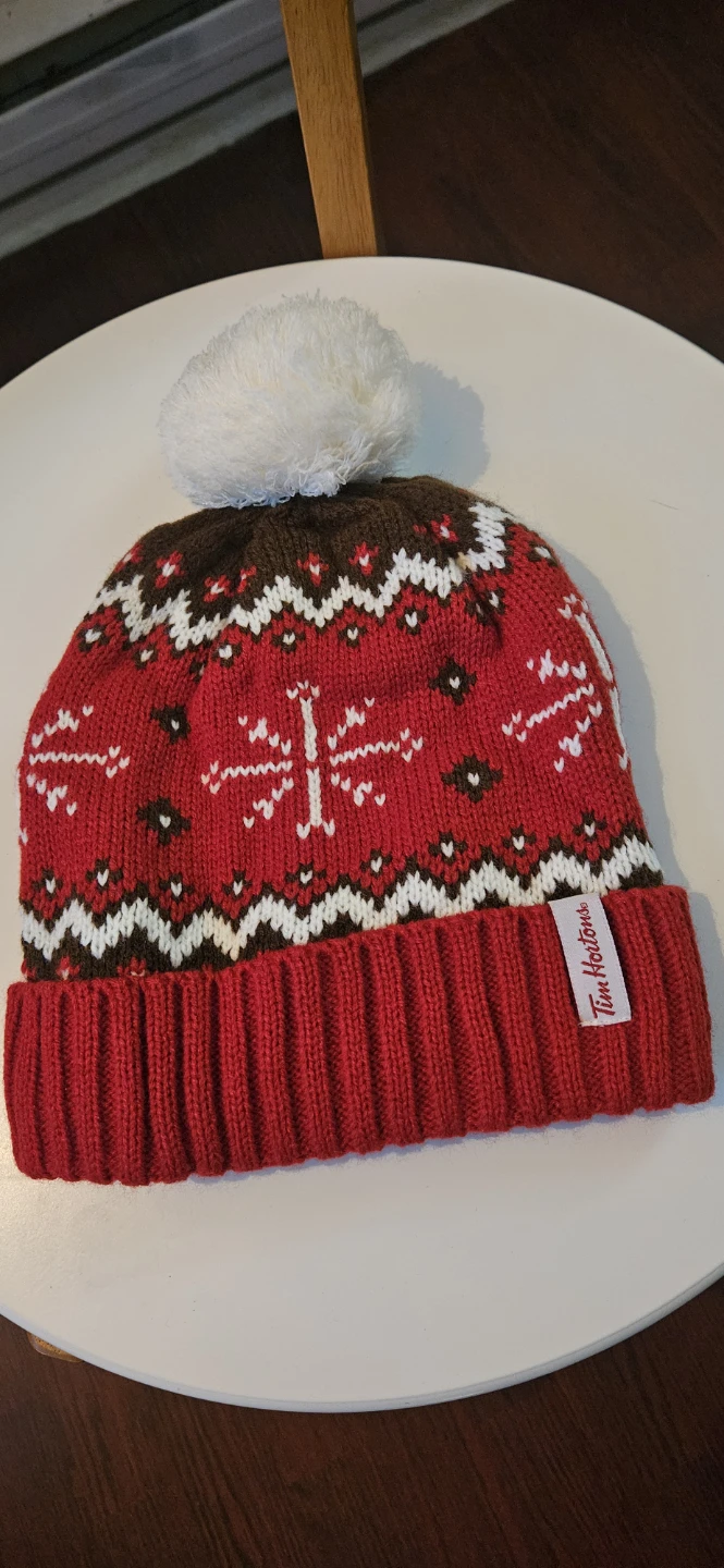 #gifting Tim Hortons Hat and Mittens - photo 2