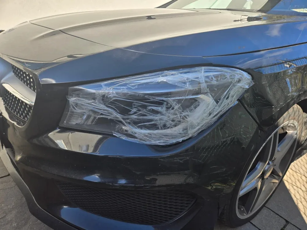 2016 mercedes CLA 250 image indicator(5)