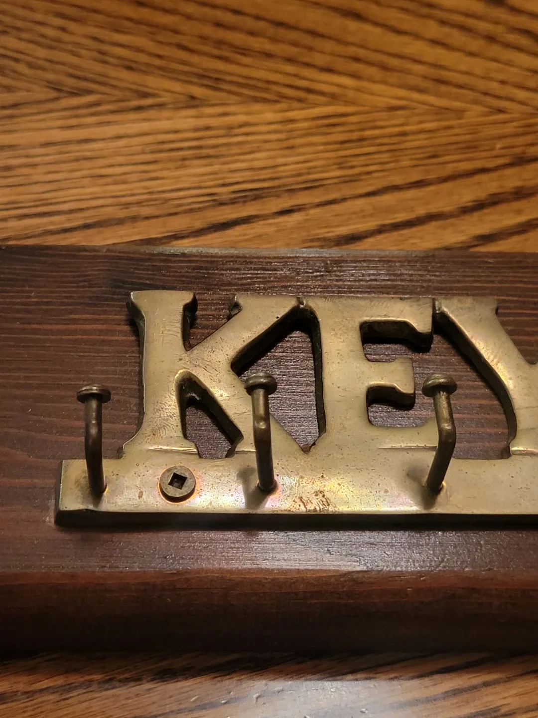 Vintage Retro Brass and Wood Keys Holder. Key Rack. Key Hooks image indicator(2)