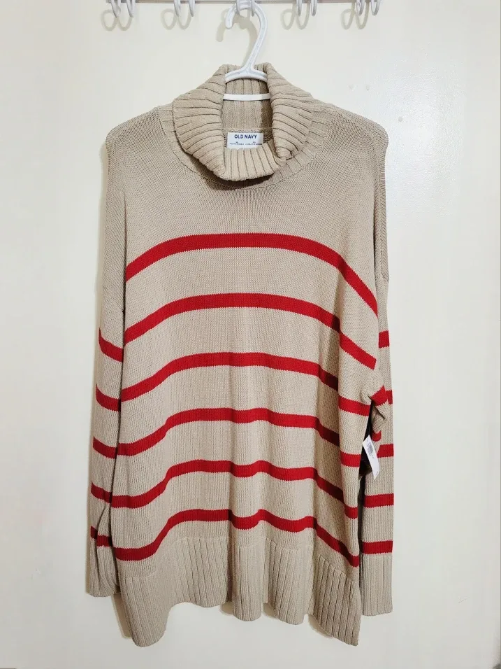 Striped Turtleneck Sweater image indicator(2)