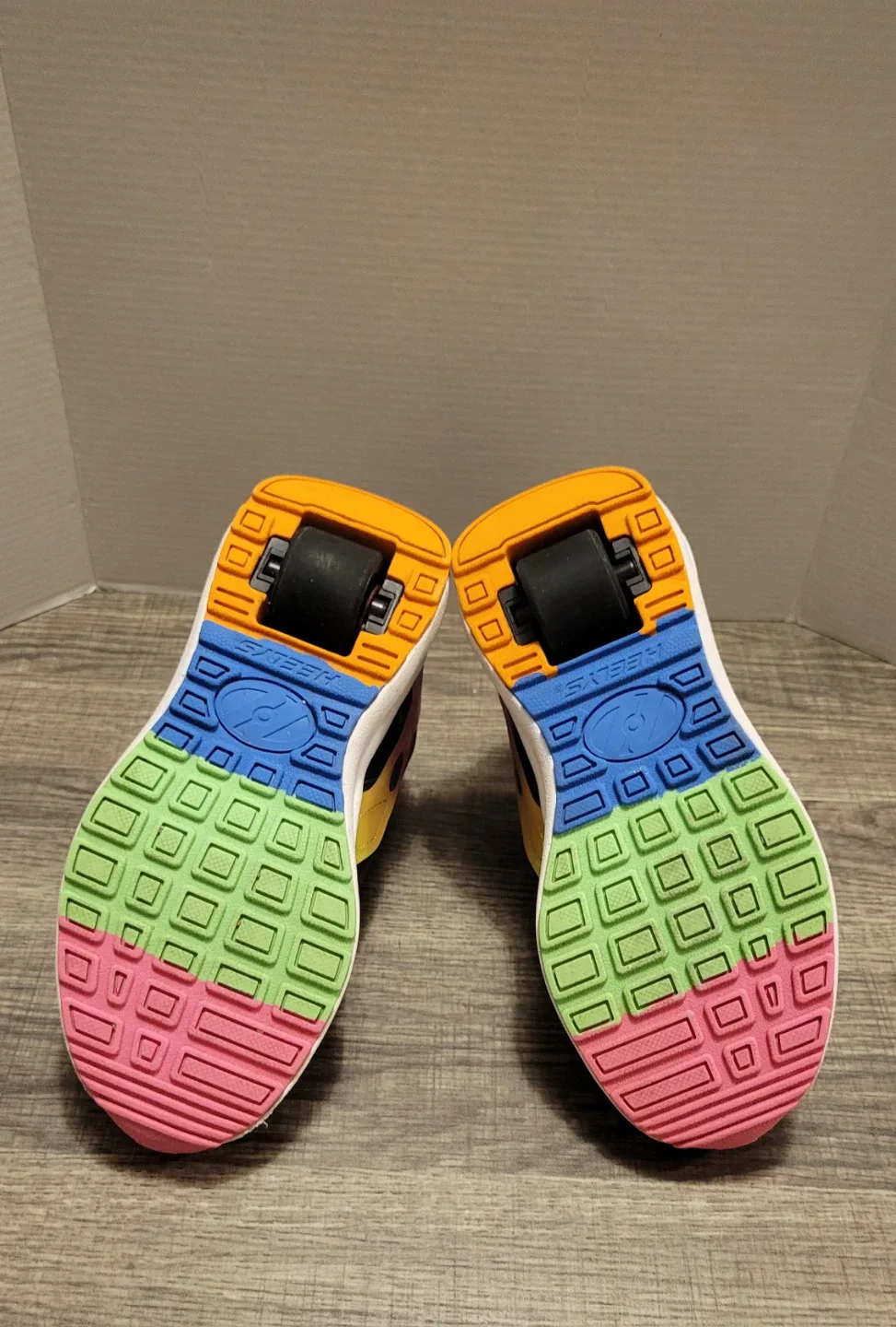 Heelys Force HE101271 Black Rainbow Youth Size 1 image indicator(4)