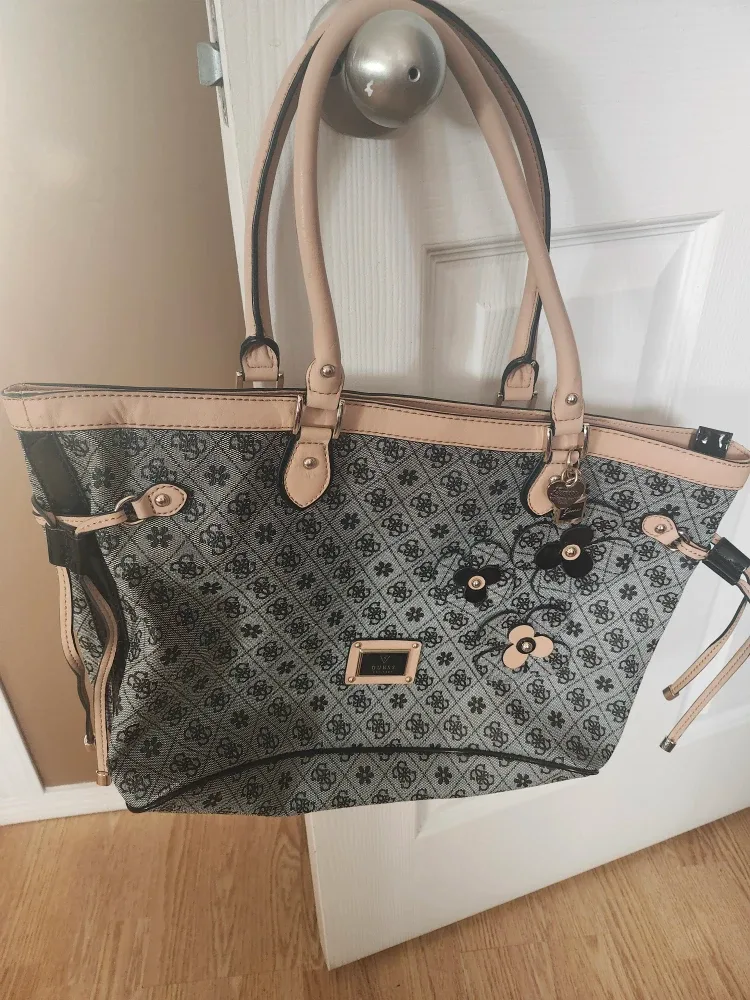 Brand New Guess Beige Tote Bag