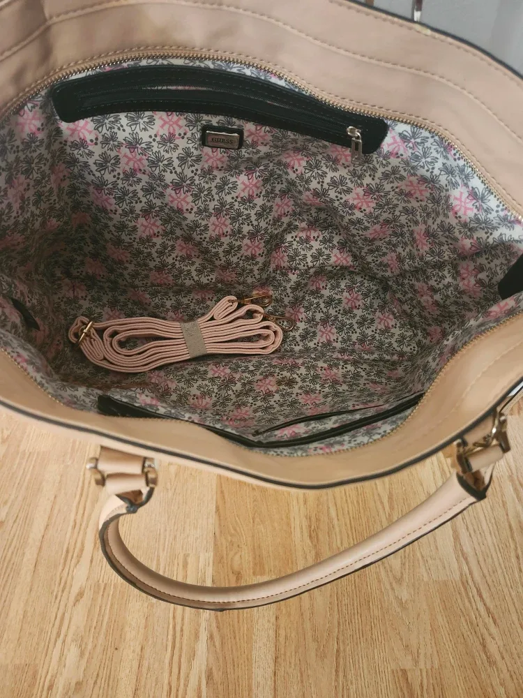 Brand New Guess Beige Tote Bag image indicator(5)