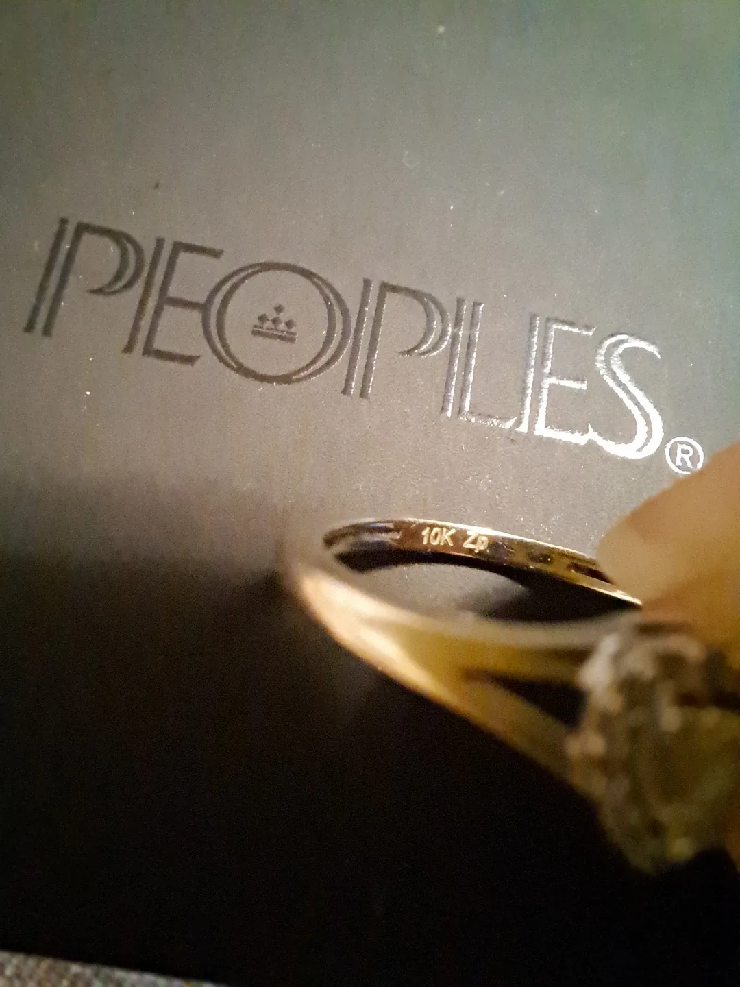 Peoples 10K Gold Diamond Ring image indicator(3)