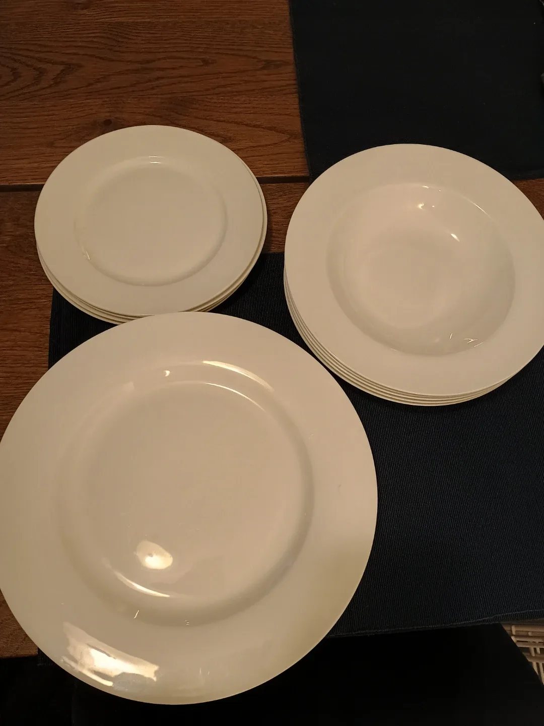Mann Topia Dishes
