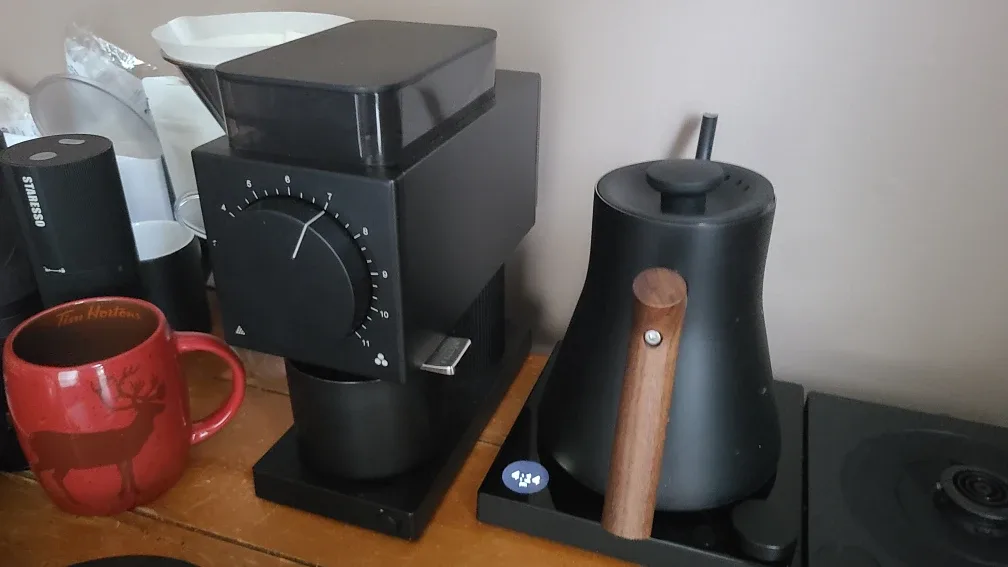 Fellow Ode Gen2 Brew Grinder - Black with 2 burr options image indicator(2)