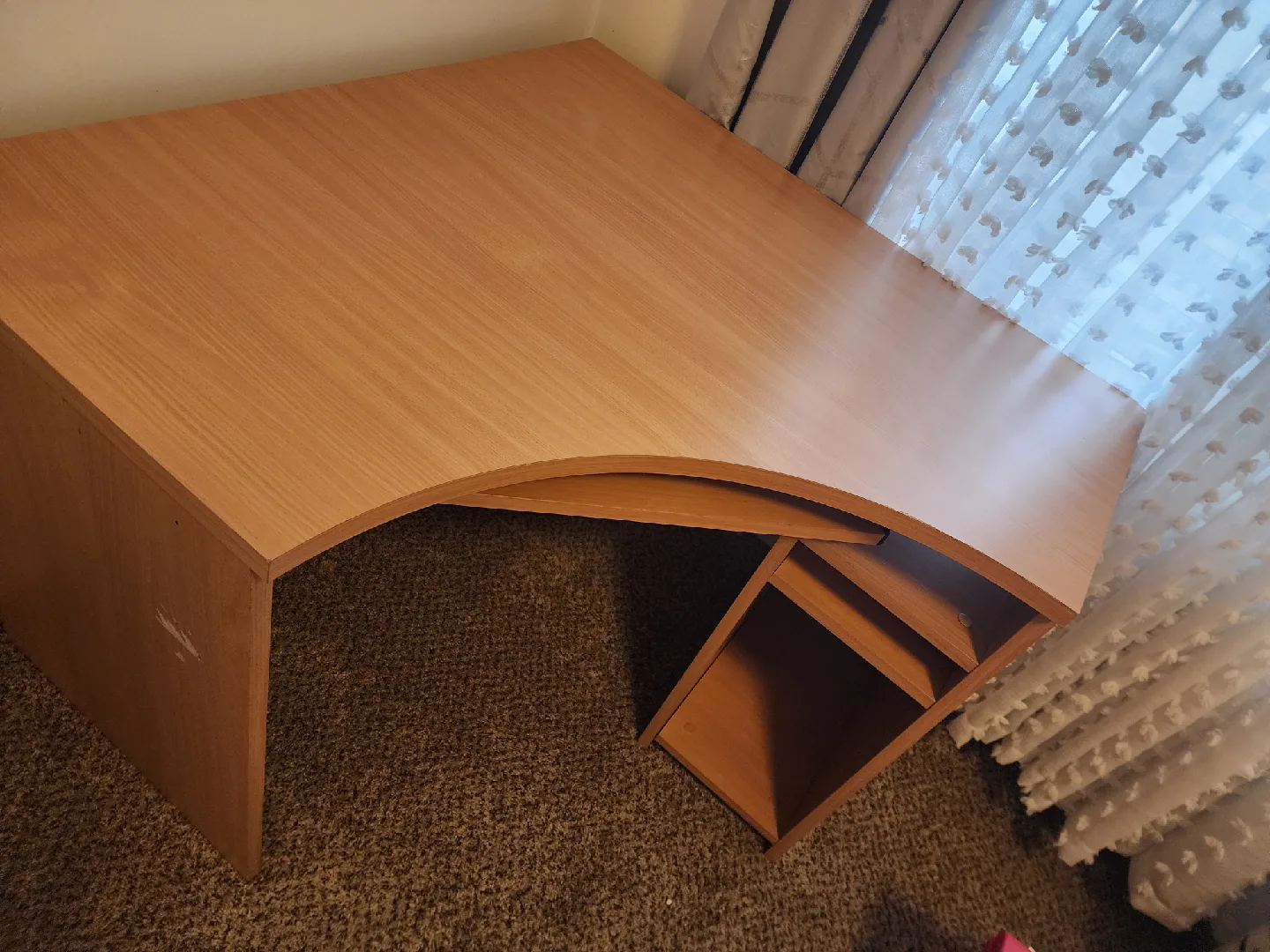 Wooden Corner Desk with Keyboard Tray image indicator(4)