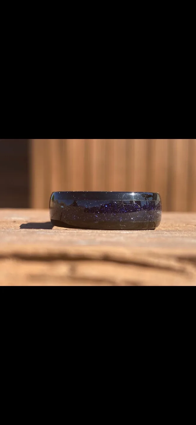 deep space couples tarnish free ring set with ring box image indicator(6)