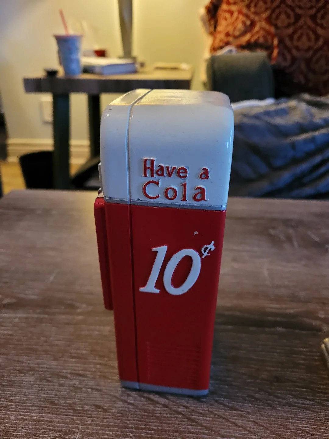 Coca-Cola Vending Machine Coin Bank image indicator(2)