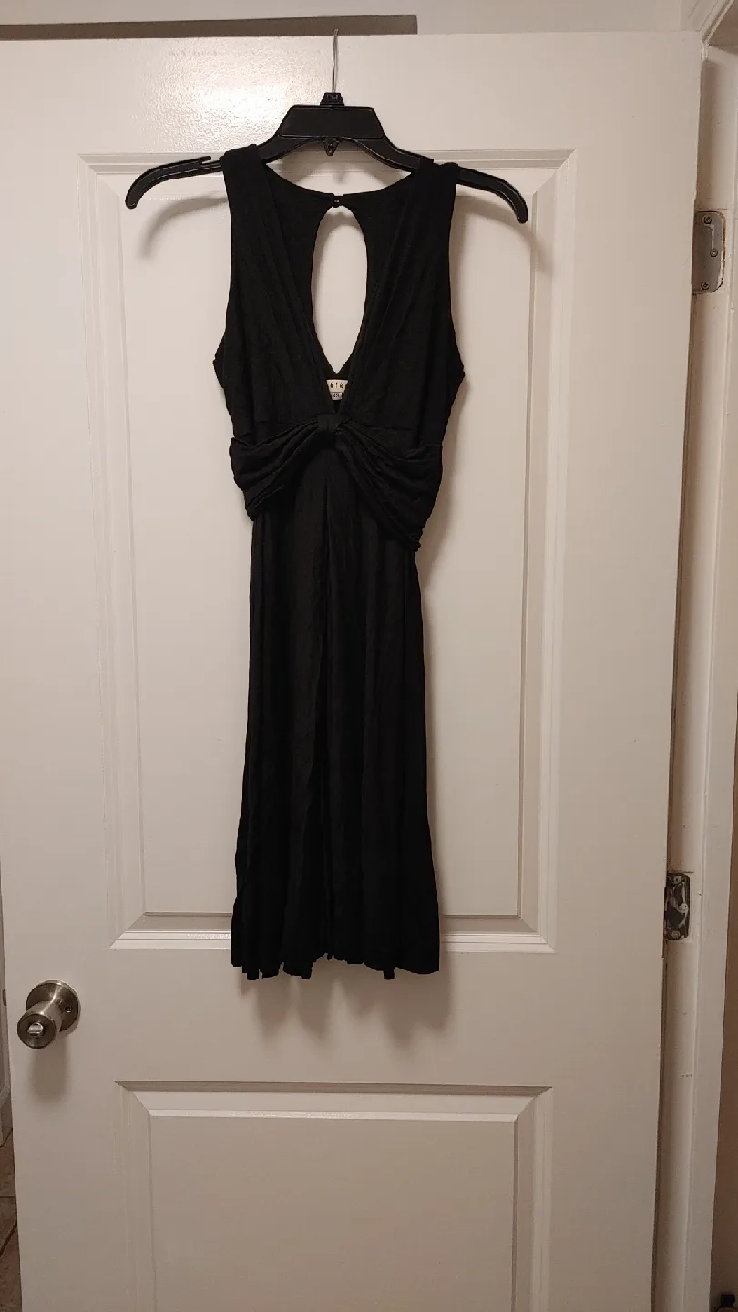 Black Dress Size XS thumbnail