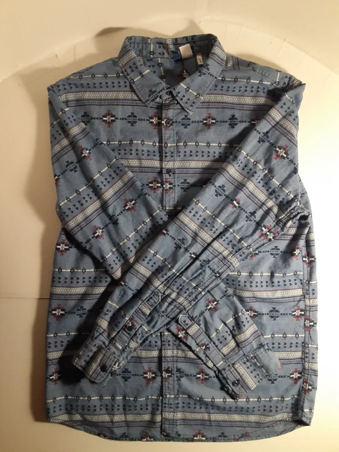 H&M Divided - Long Sleeve Western Styled Button-Up Shirt | S: LG image indicator(3)