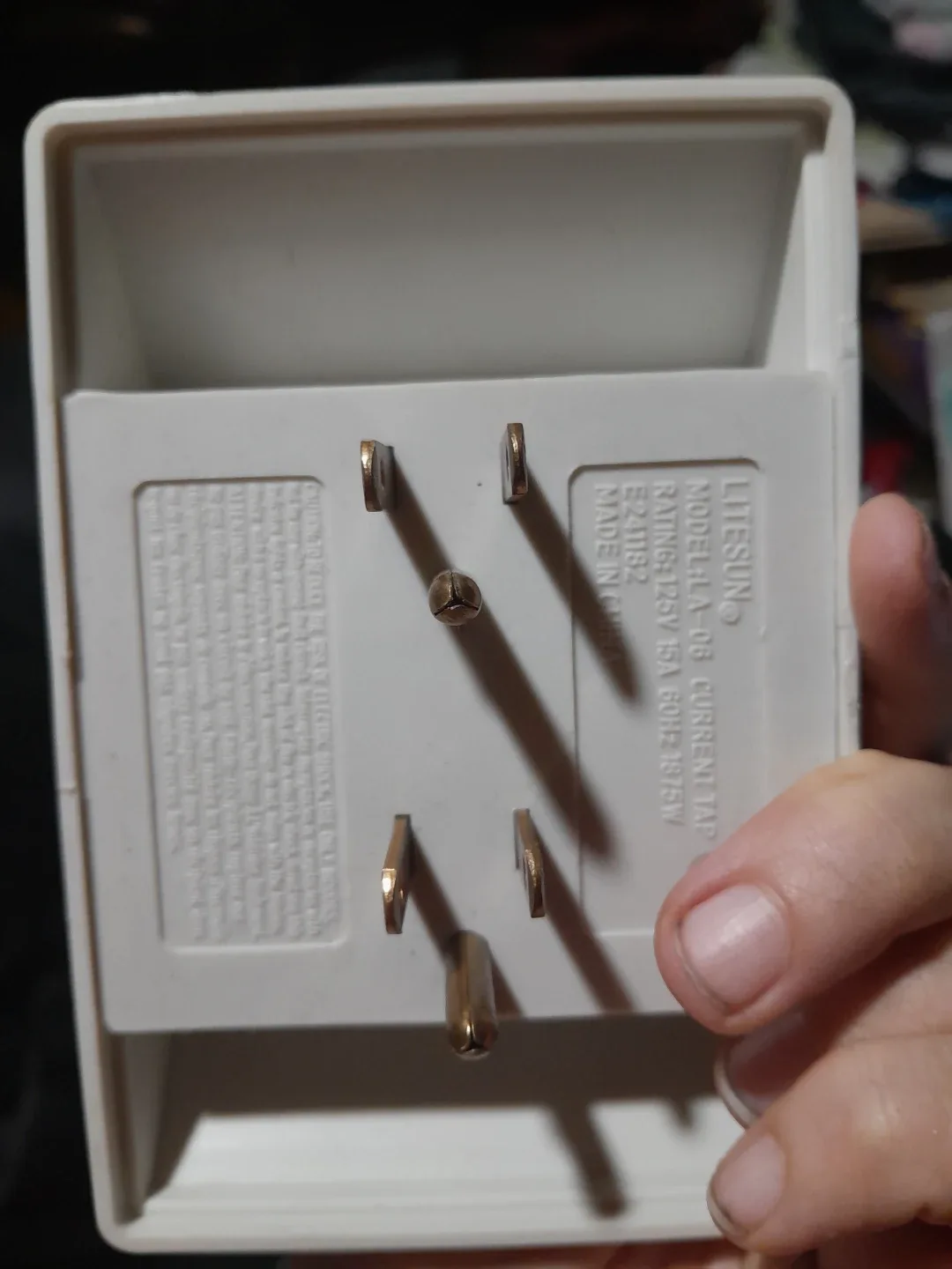 Lifesung Current Tap Multi Outlet Adapter image indicator(2)