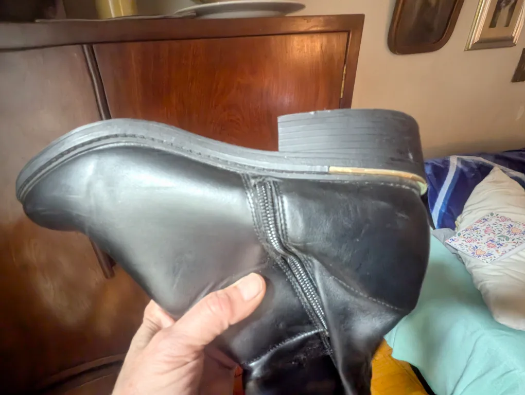 Black Over-the-Knee Boots image indicator(4)