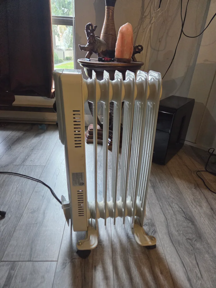 Oil-Filled Radiator Heater image indicator(2)