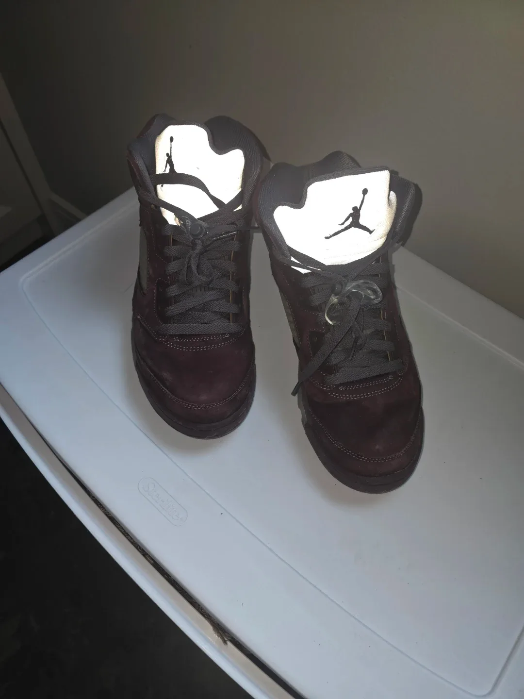 Air Jordan 5 Retro Burgundy image indicator(2)